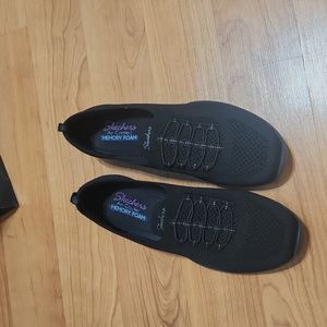 Skechers memory foam slip on sneakers